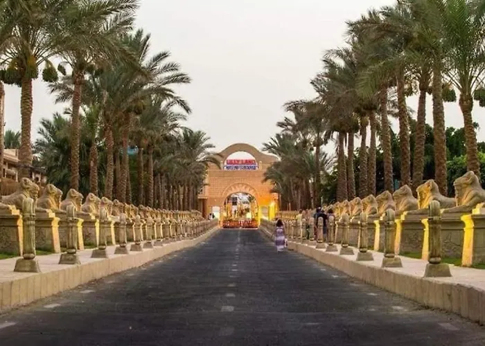 Hostgool Mirage Bay & Aqua Park Курортный комплекс 4*