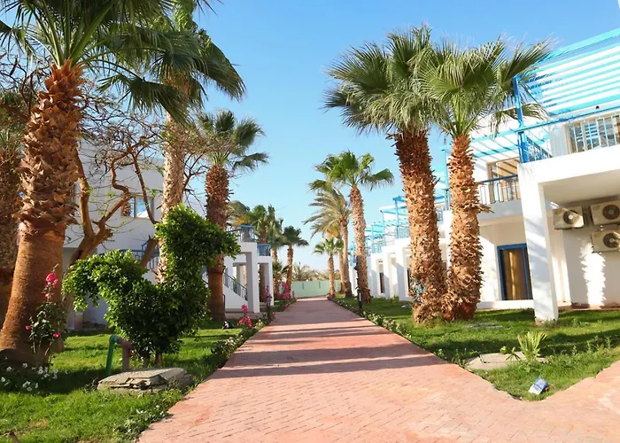 Hostgool Mirage Bay & Aqua Park Курортный комплекс 4*