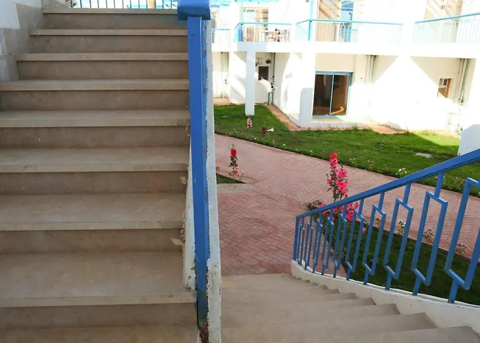 Курортный комплекс Hostgool Mirage Bay & Aqua Park 4*